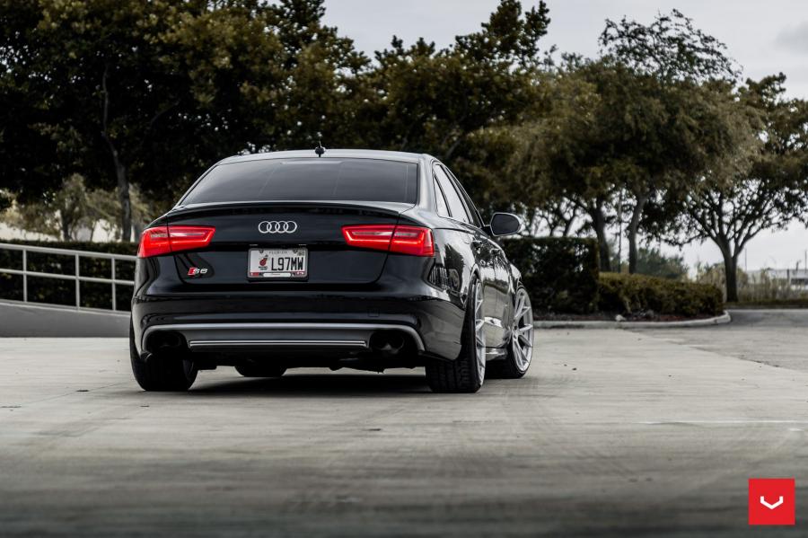  Audi S6 Sedan on Vossen Wheels (VFS6) 2017 года  (фото 5 из 14)
